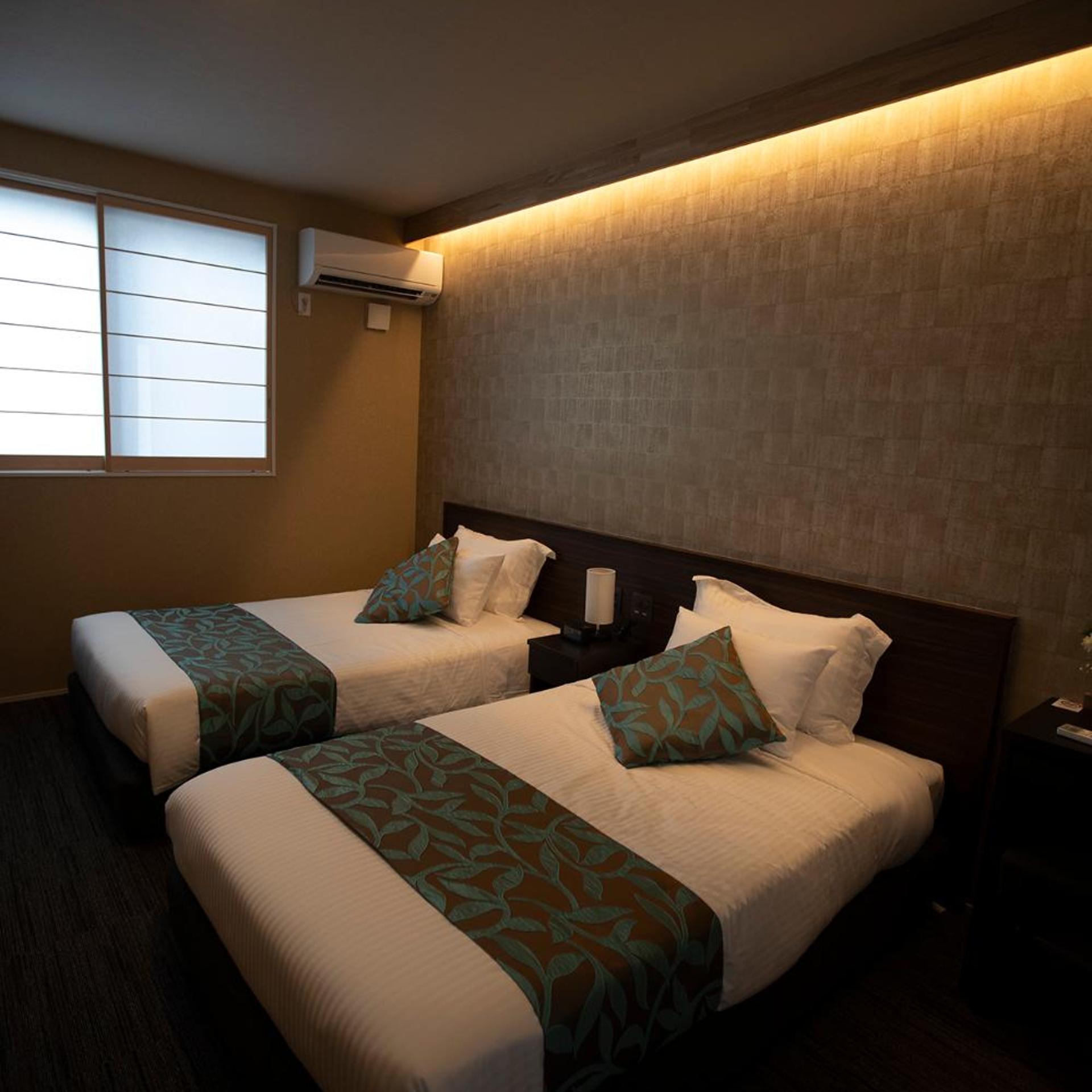 2 Bedrooms, Maisonette, Suite, Twin Beds, Living Area