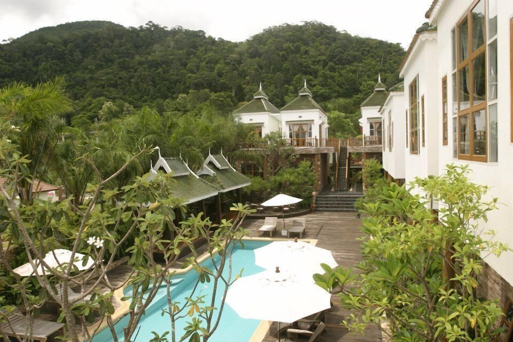 Keereeta Resort & Spa 30/36