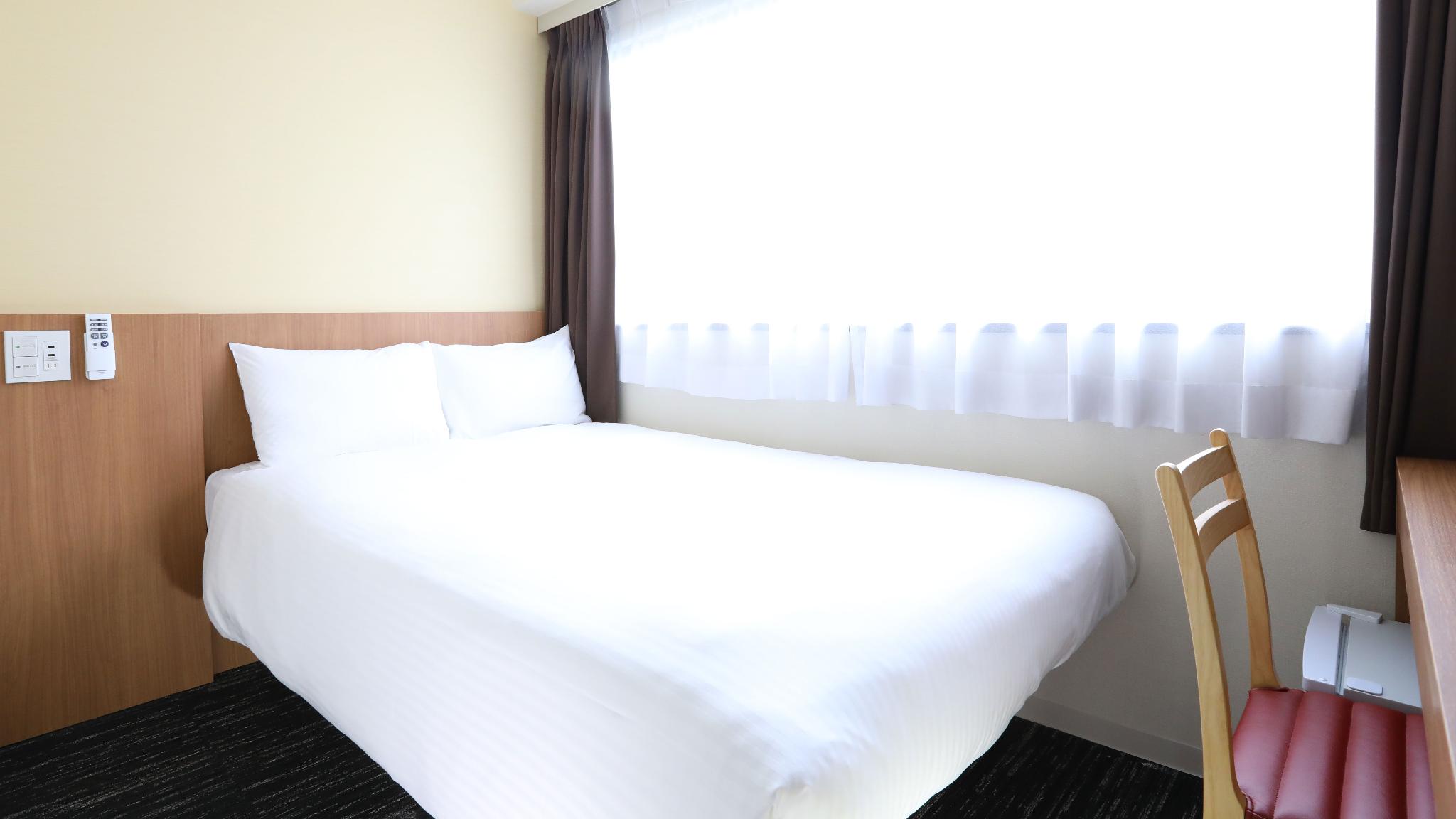 Semi Room, Semi Double Bed