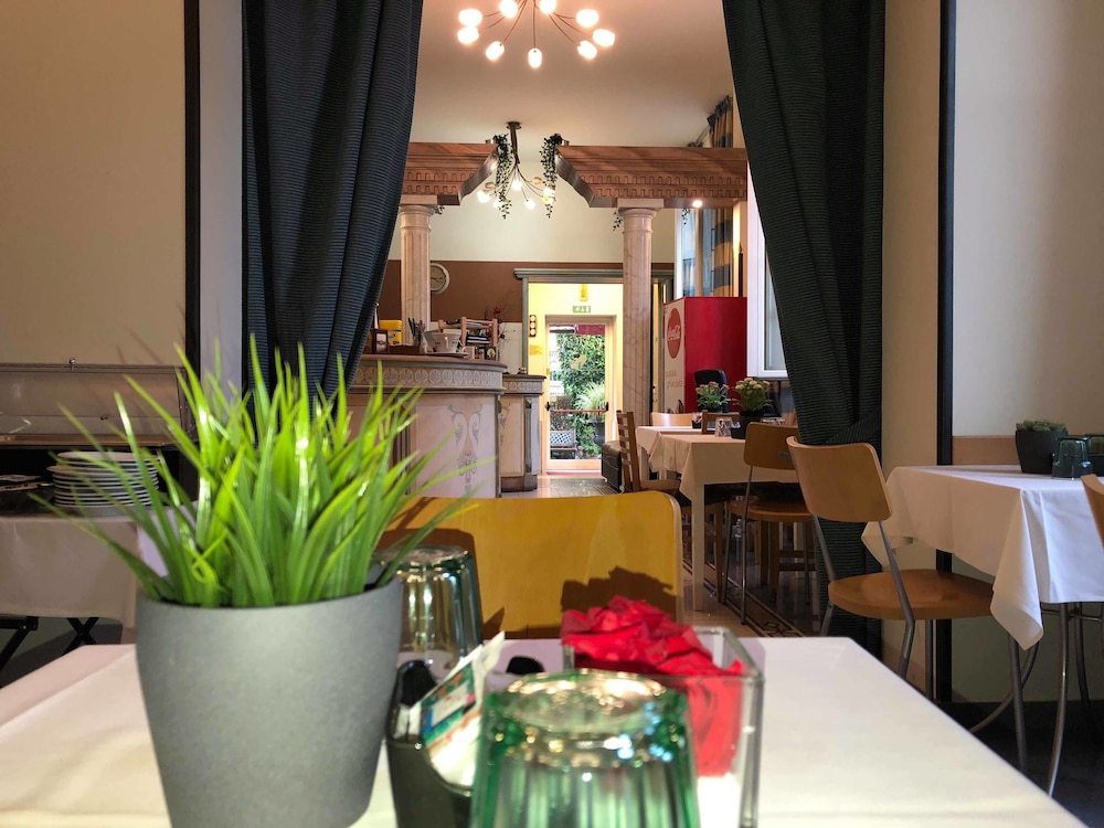 Hotel Soggiorno Athena 51/64