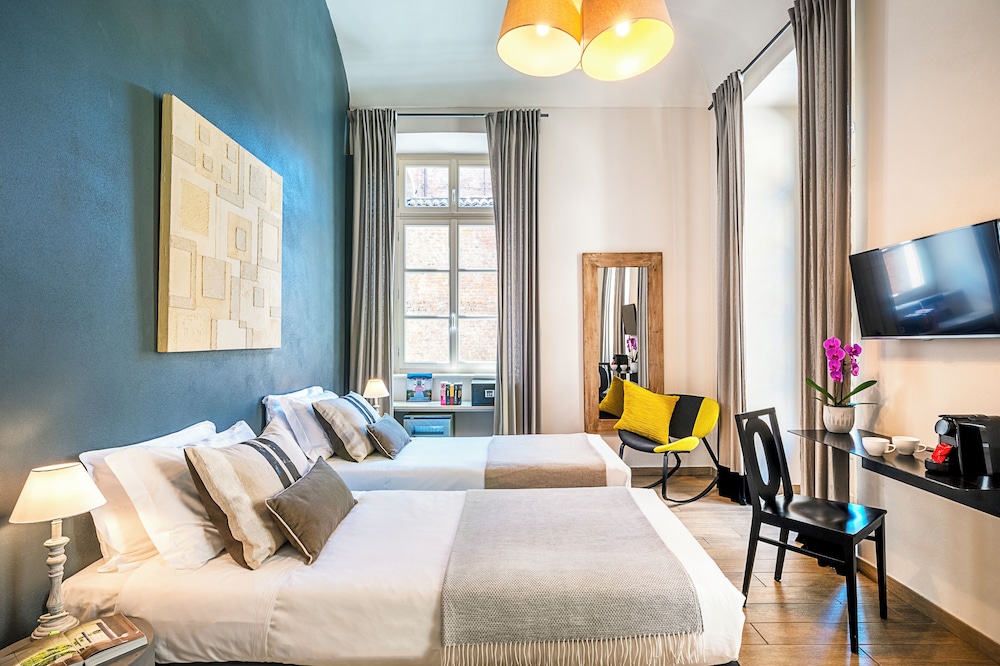 RESIDENZA DELL'OPERA 20/63