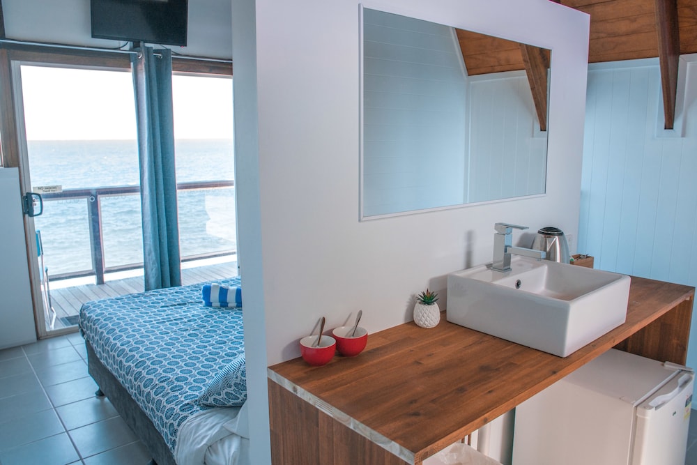 Nomads Magnetic Island - Adults only 22/50