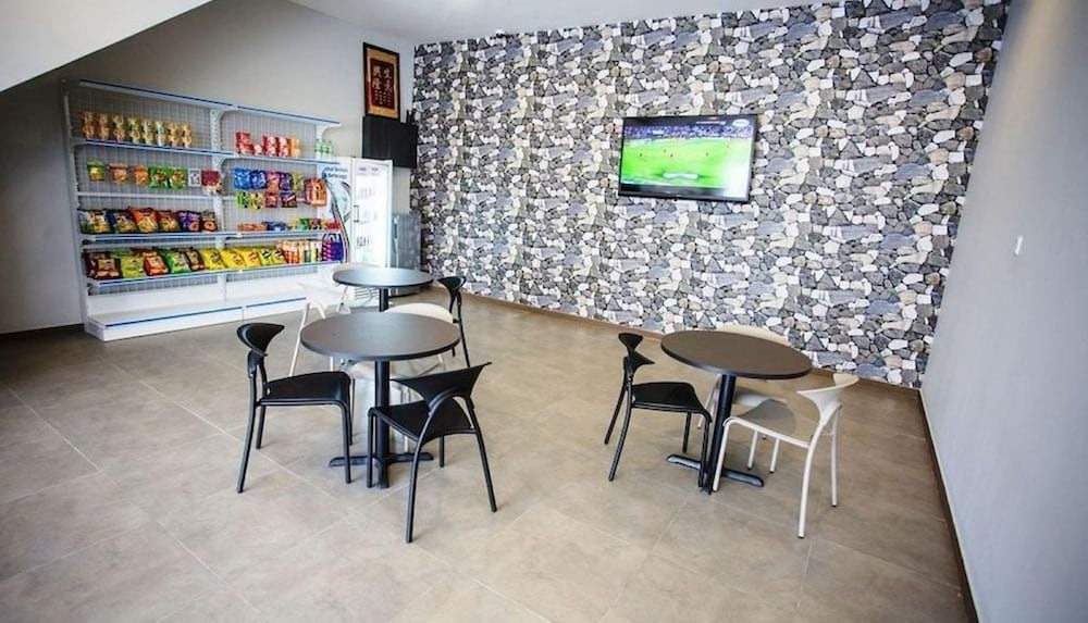 Hotel Zamburger Victory City 28/30