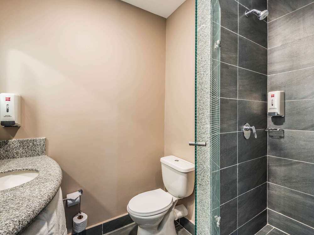 Ibis Barranquilla 18/71