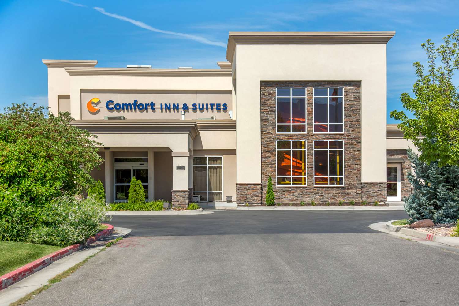 Comfort Inn and Suites Logan Near University 3/22