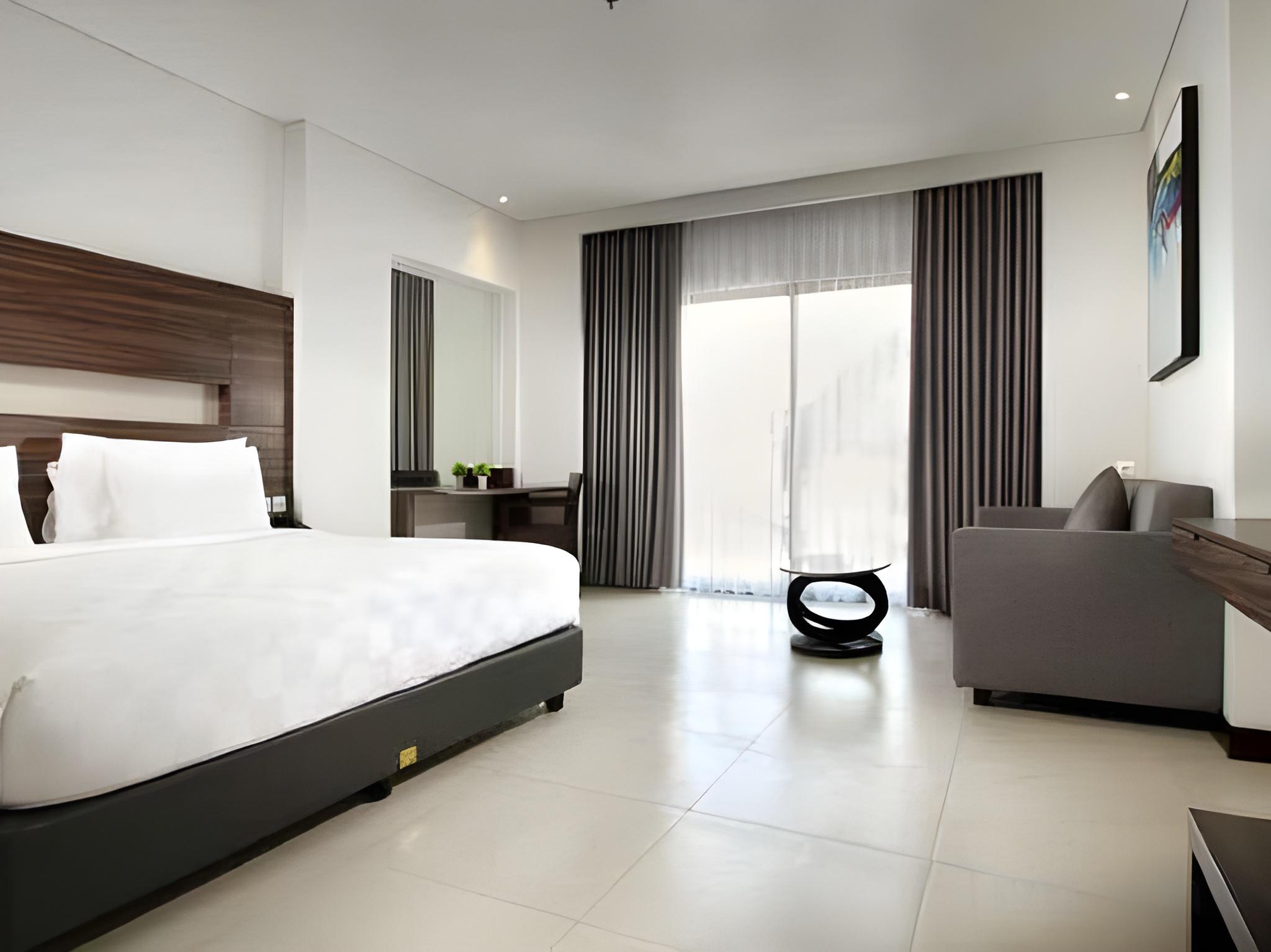 Helios Hotel Bone 20/48