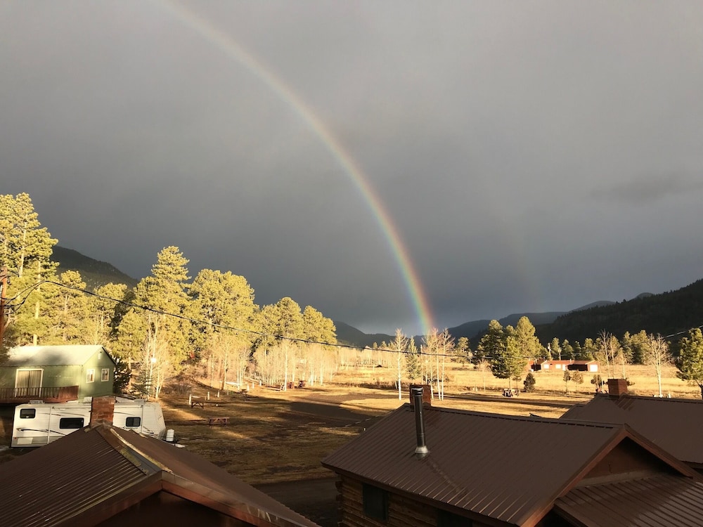 Grandview Cabins & RV Resort 46/50