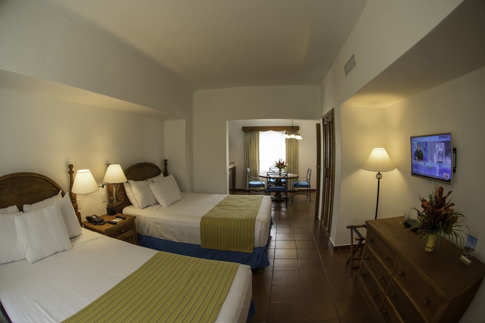 Amatique Bay Hotel 13/58