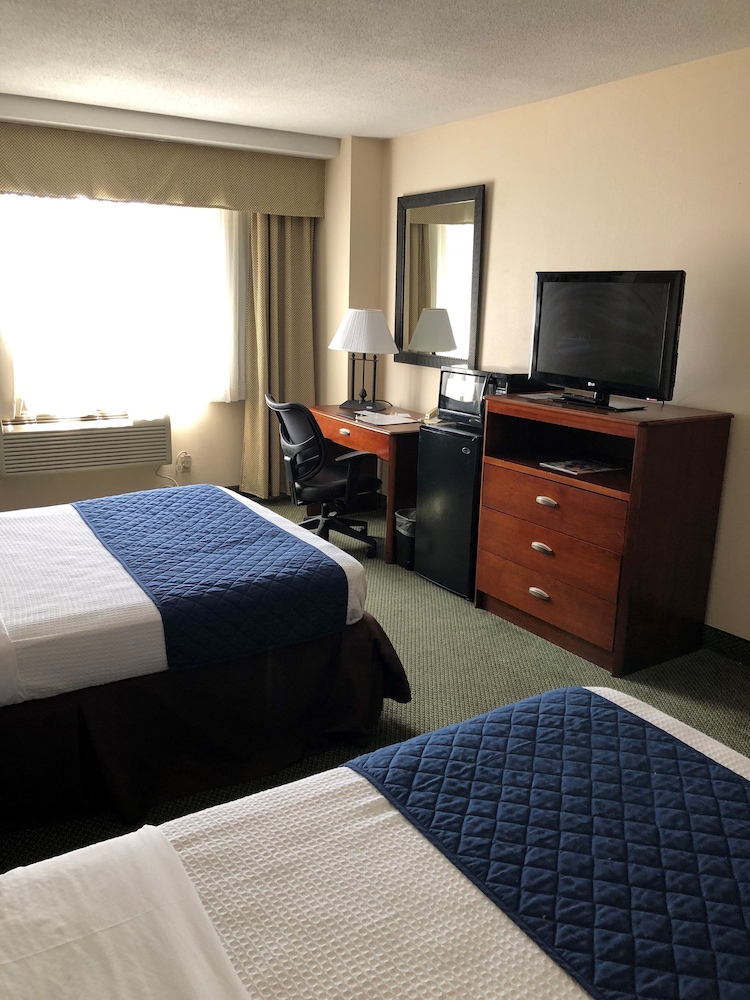 Capital Plaza Hotel 15/37