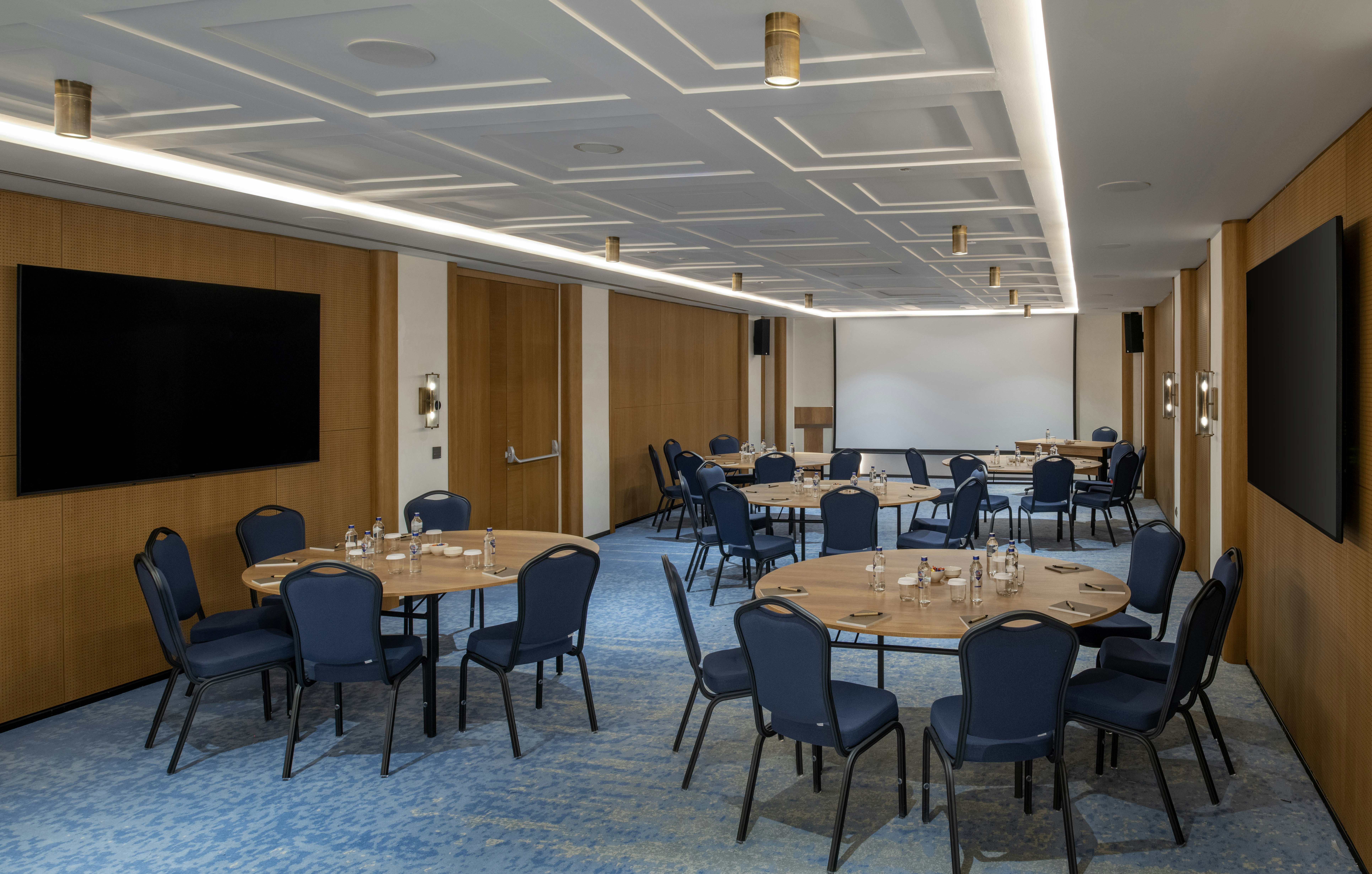 Altunizade Suites Istanbul, Curio Collection by Hilton 48/58