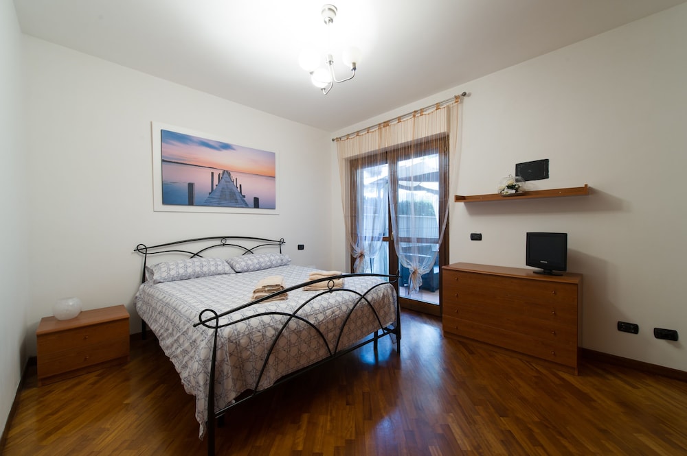 Domus Al Parco Guest House 5/47