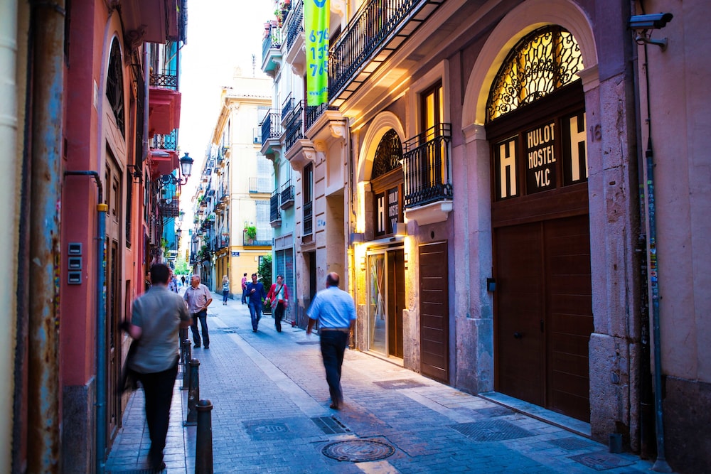 Hulot Hostal Valencia 16/20