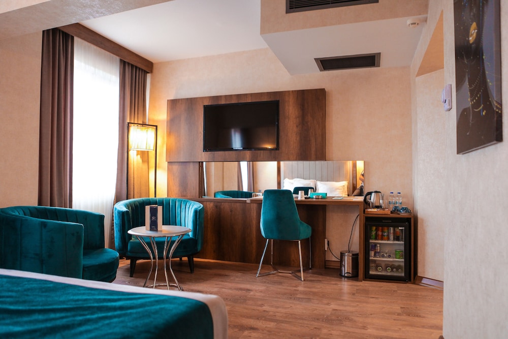 The Life Hotel & Spa 52/71