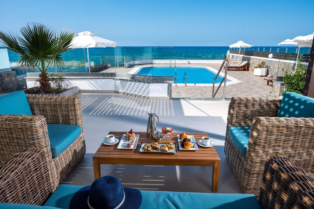Alexander Beach Hotel & Village Resort 35/49