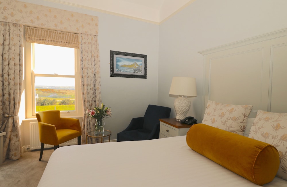 Causeway Hotel 50/68