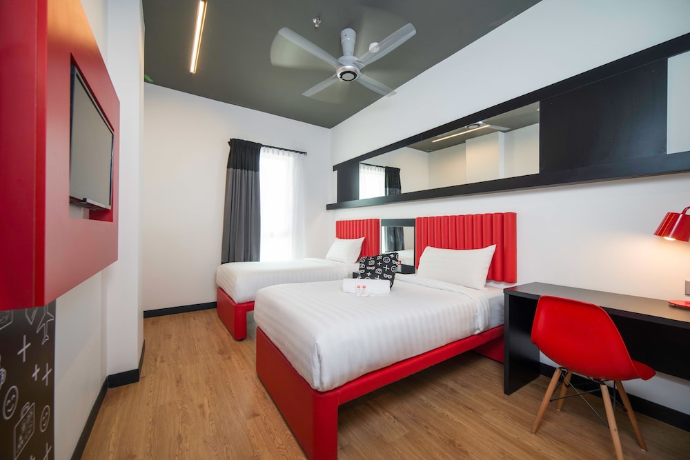 Tune Hotel Klia2 18/61