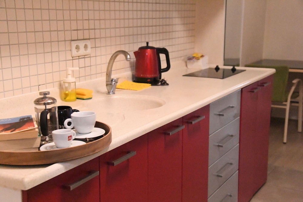 A Studio Apartment 51/62