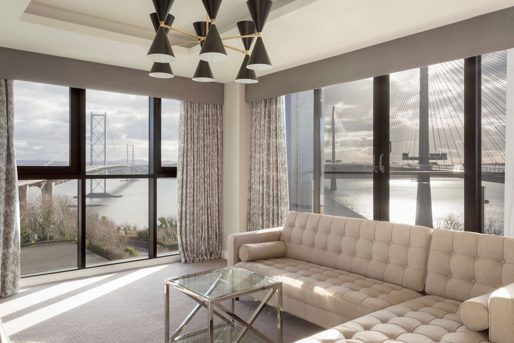 Doubletree By Hilton Edinburgh Queensferry Crossing 39/60