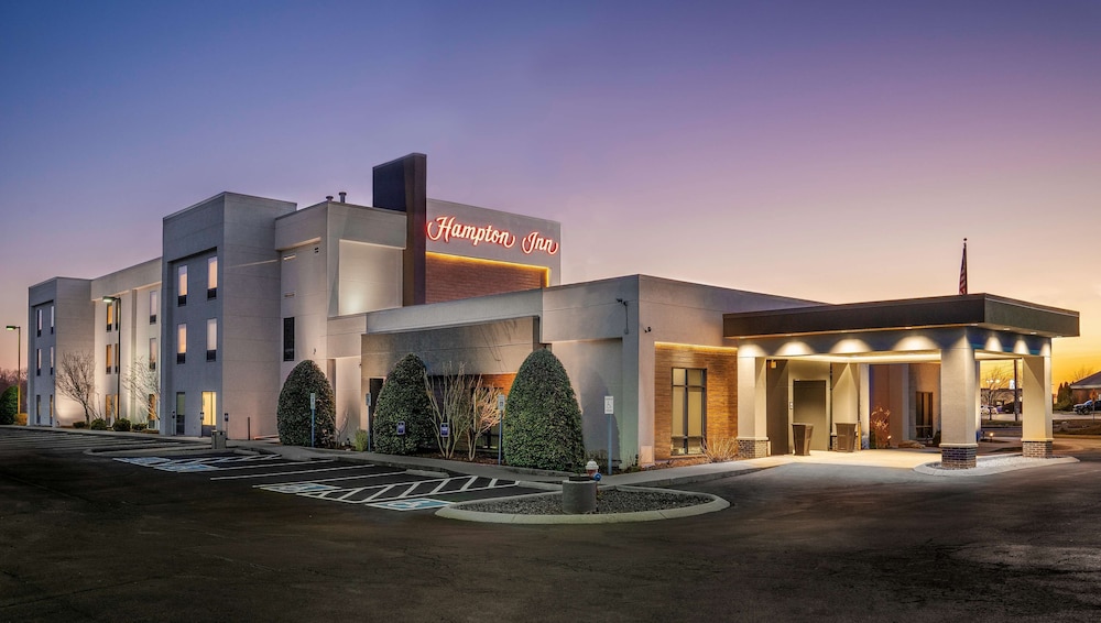 Hampton Inn By Hilton Springfield 2/49