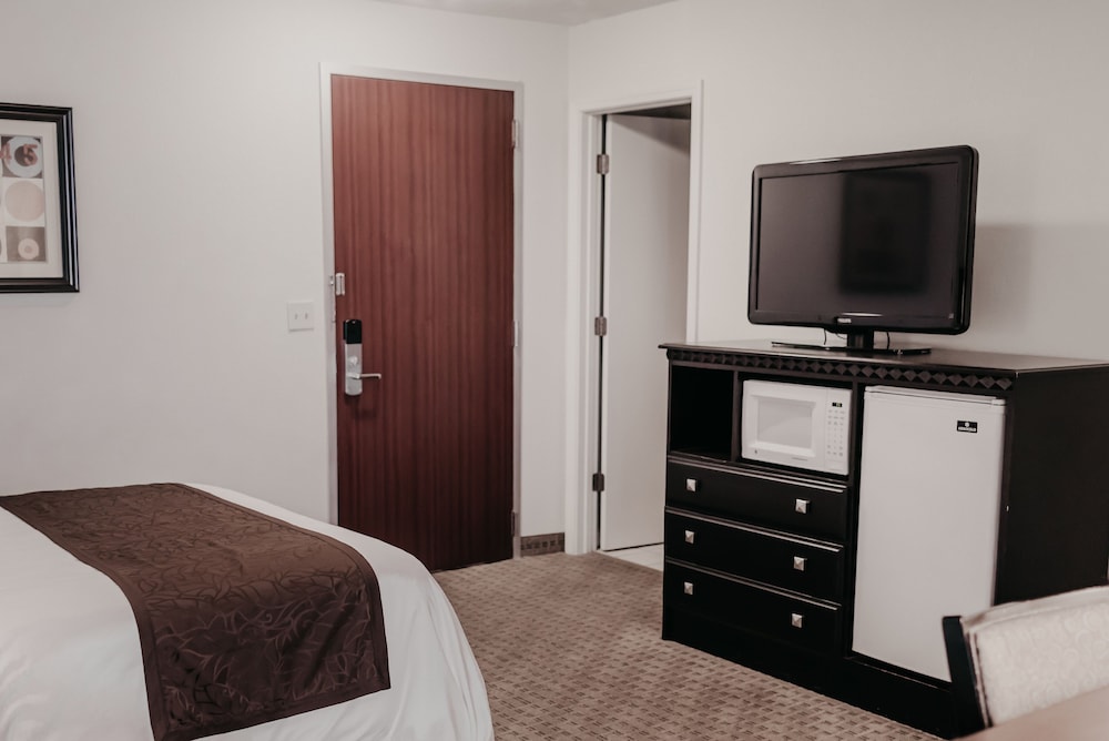 Eastland Suites Hotel & Conference Ctr, Trademark by Wyndham 23/69