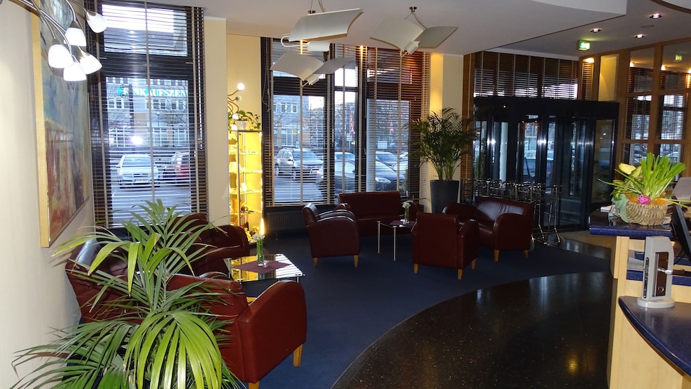 Ascot Bristol Hotel Potsdam 8/55