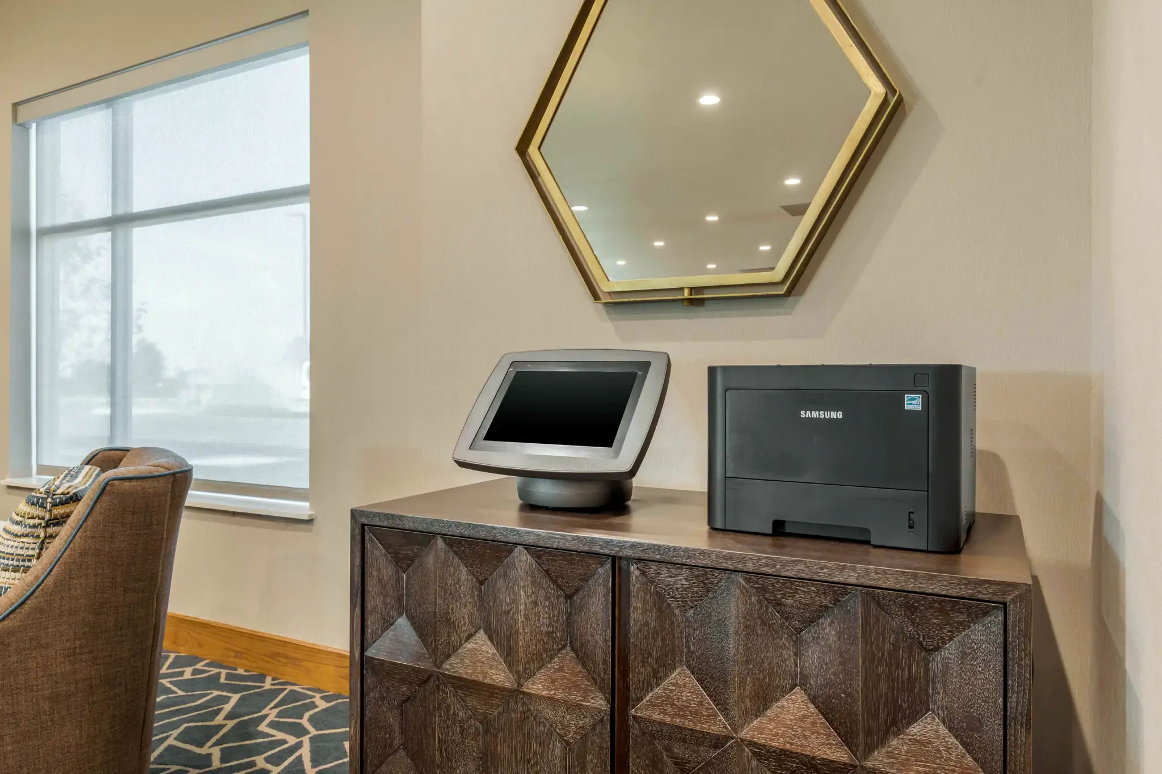 Holiday Inn Express Bettendorf - Davenport NE by IHG 33/41