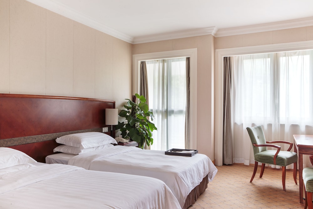 Shanghai Hongqiao State Guest House 10/46