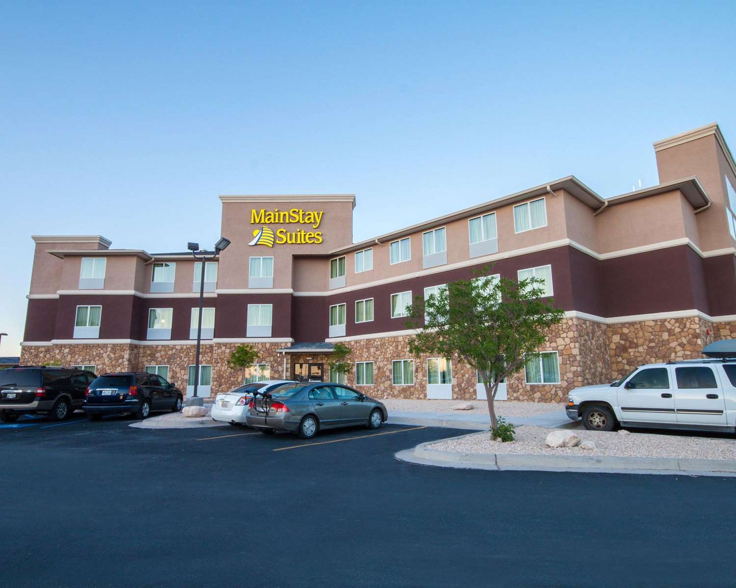 MainStay Suites Hobbs, NM 18/18
