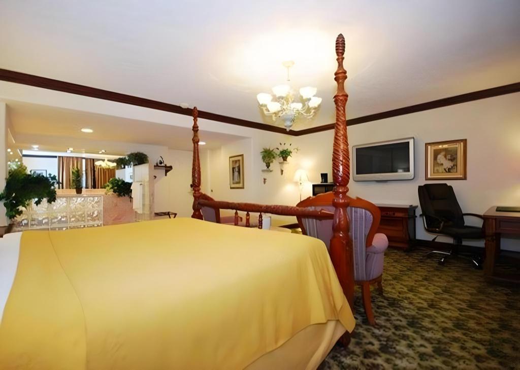 Spa, Deluxe, King Bed