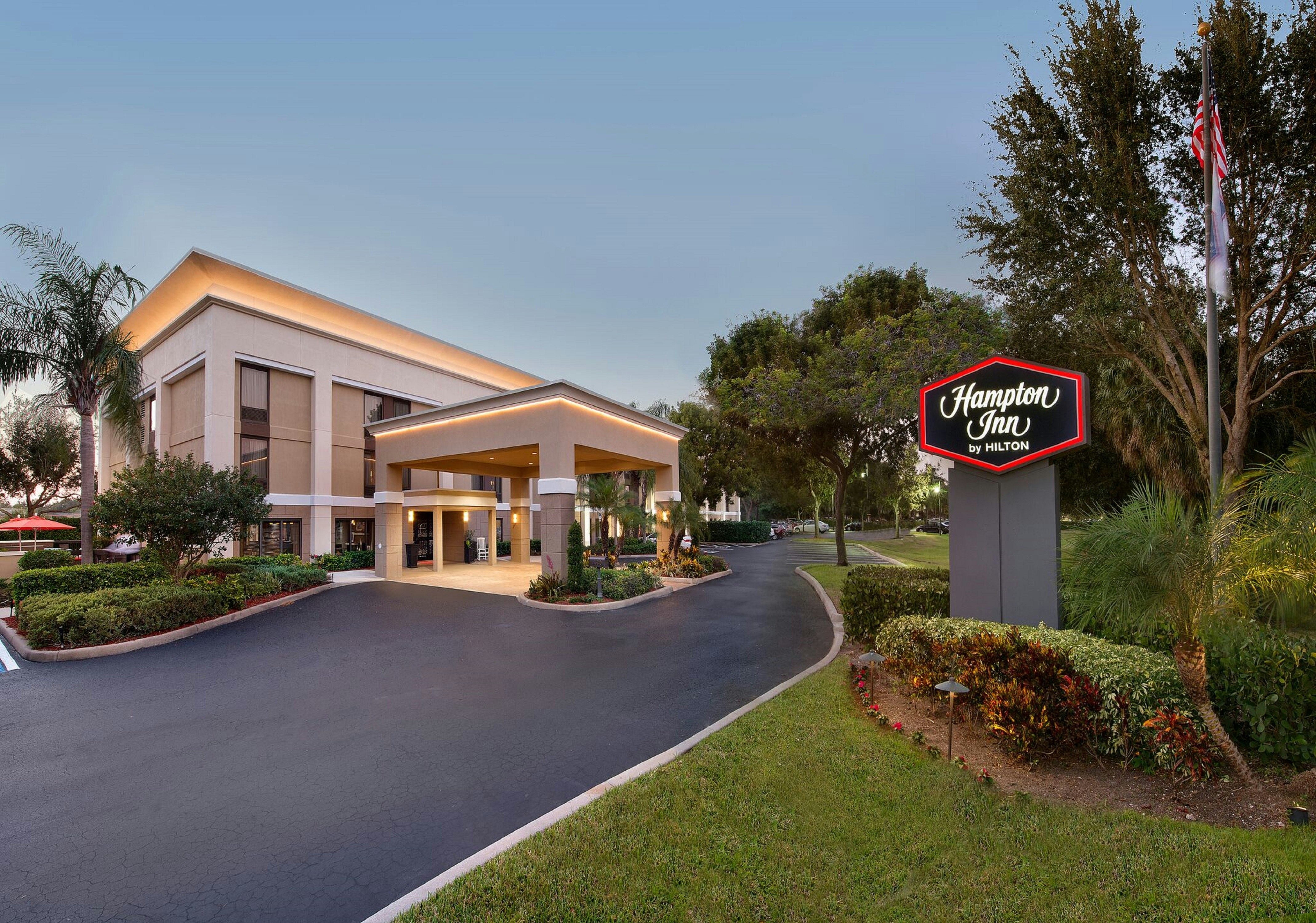 HAMPTON INN NAPLES I-75 57/59