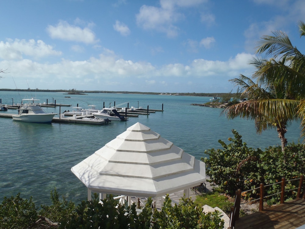 February Point Resort Estates Bb1 37/50