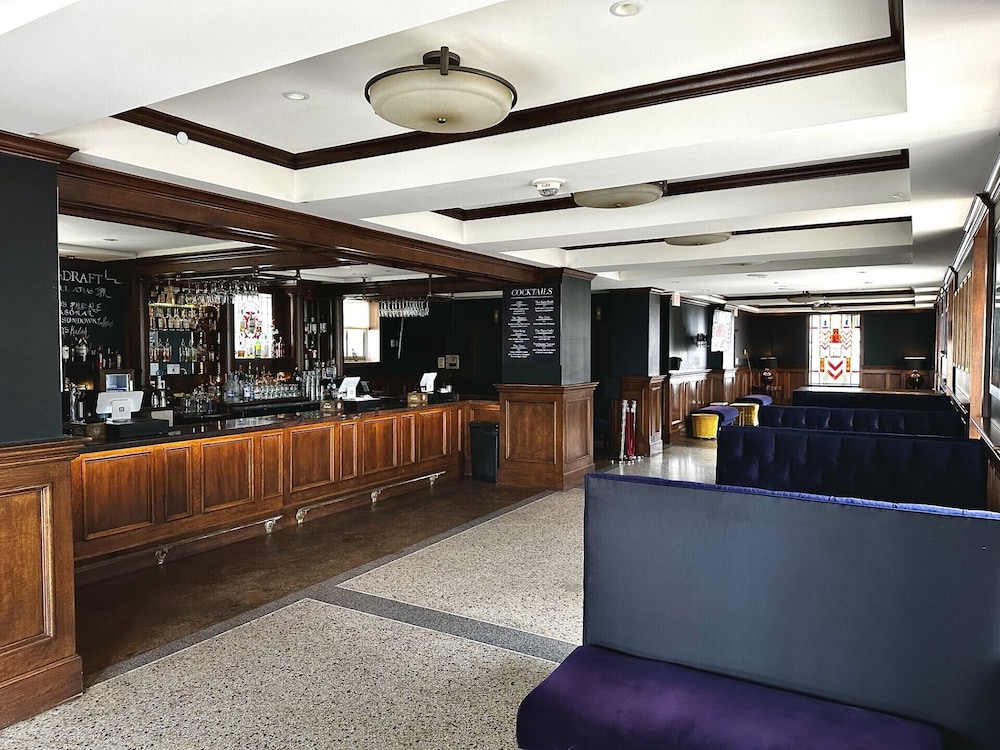 The Mayo Hotel 8/60