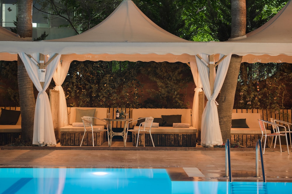 Siam Elegance Hotels and Spa photo5