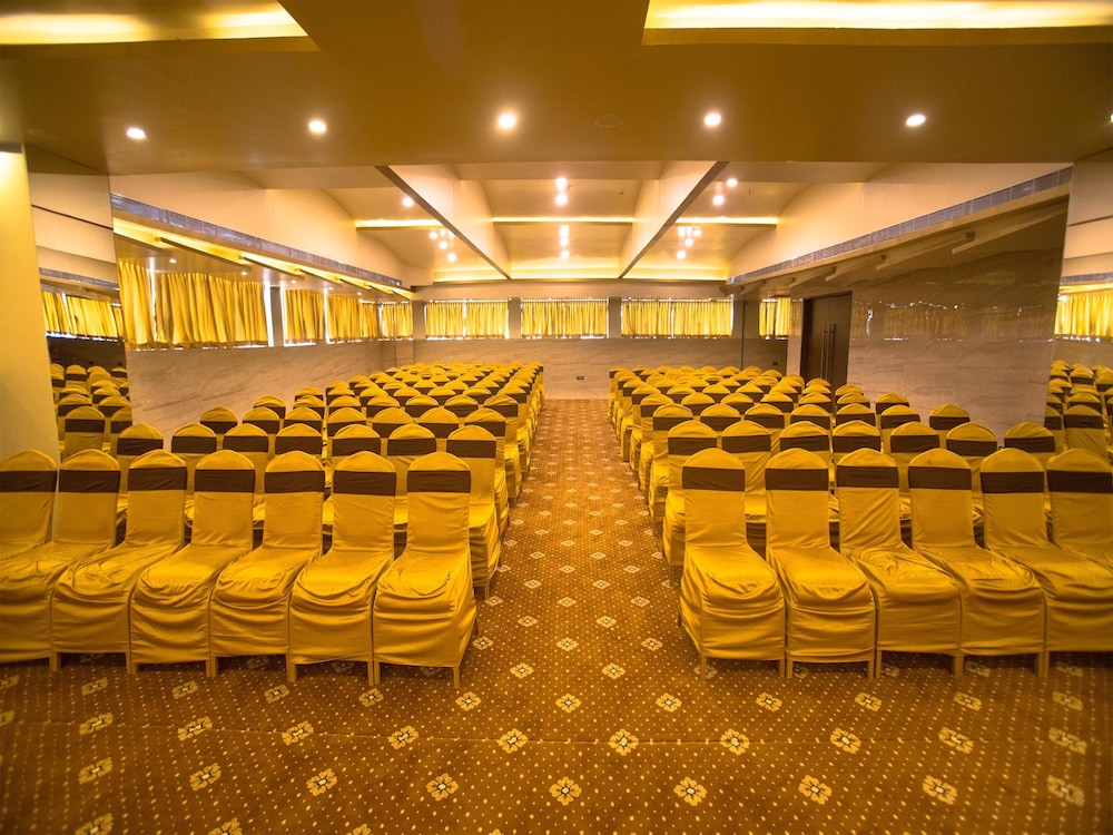 St Parklane Airport Hotel Chennai 6/27