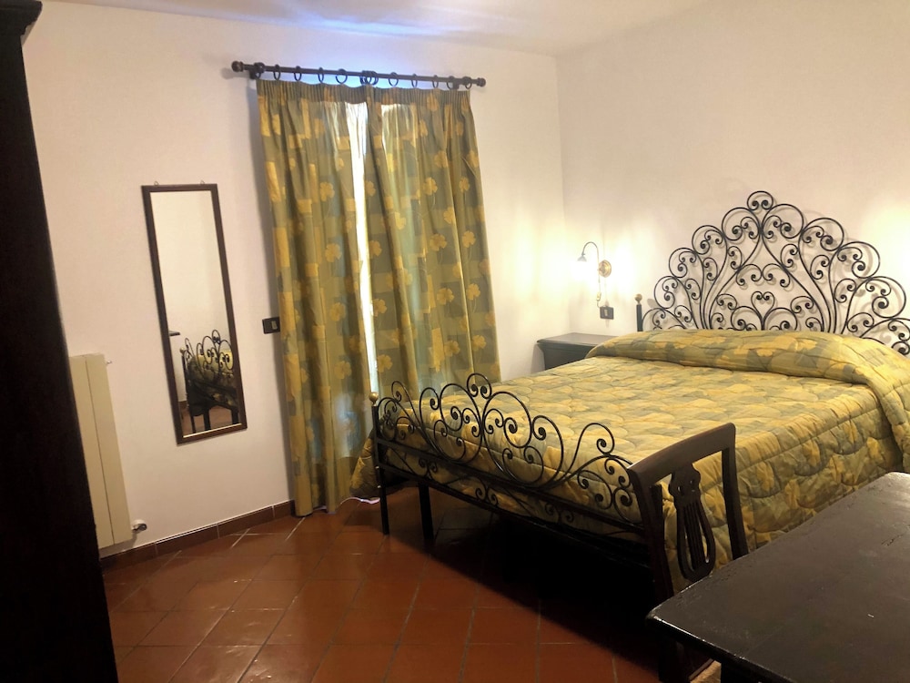 Hotel Bucaneve 18/40