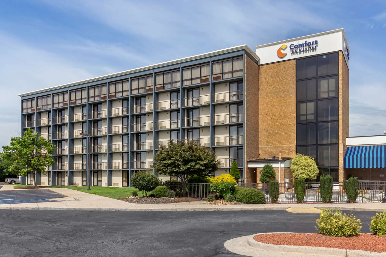 Comfort Inn and Suites Near Danville Mall 2/31