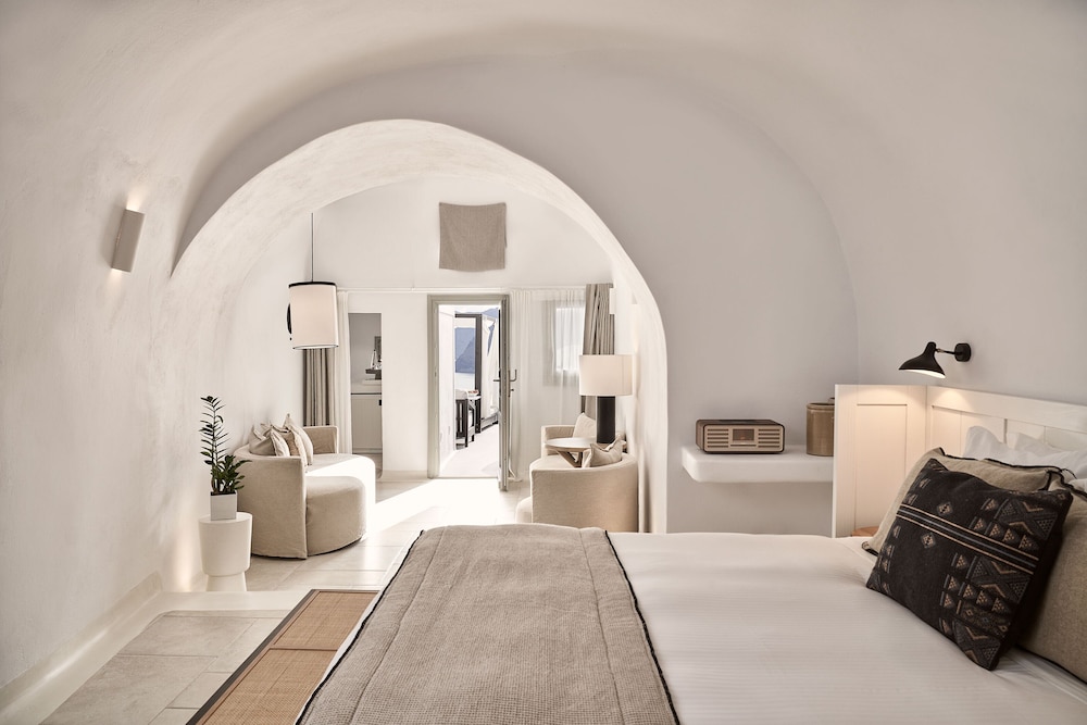 Charisma Suites 32/62