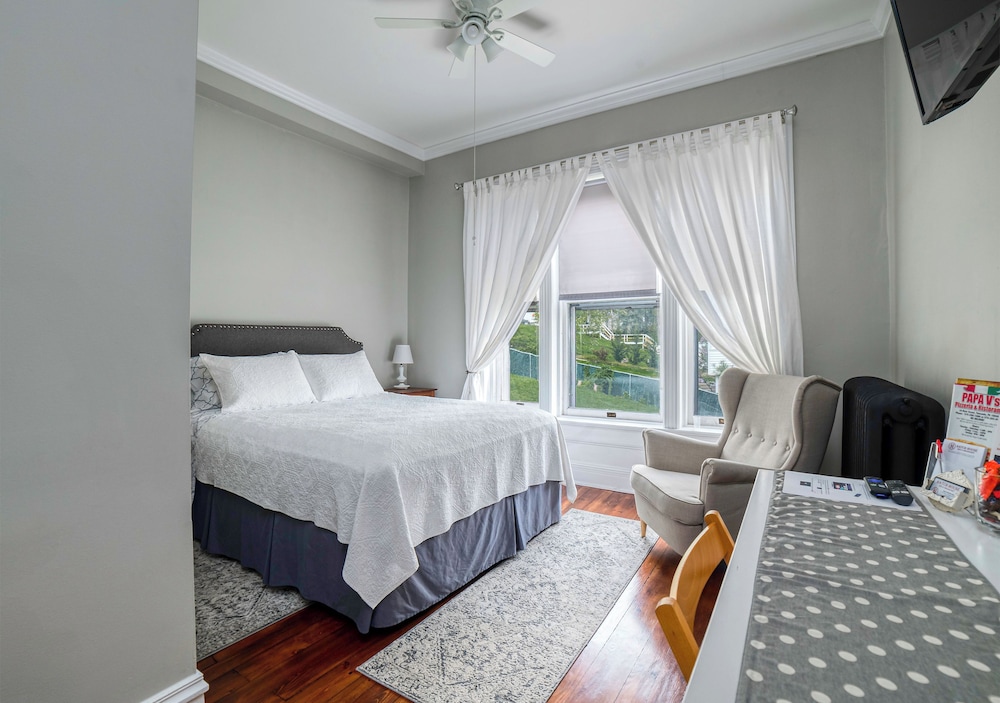 Hatch House Bed & Breakfast 9/38