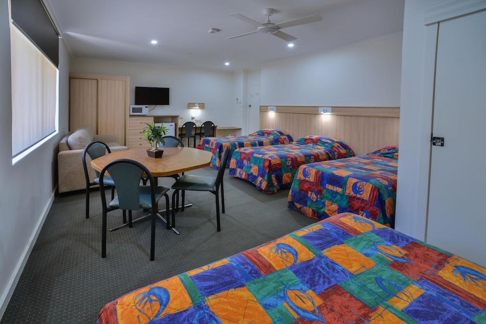 Comfort Inn & Suites Augusta Westside 39/45