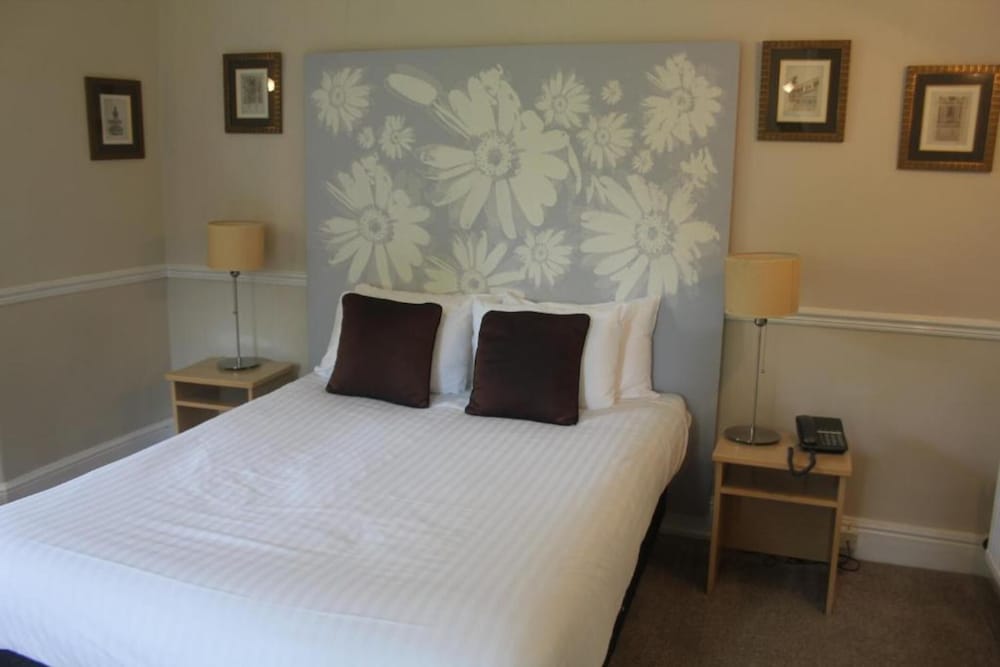 OYO Flagship Nant Ddu Lodge Hotel & Spa 19/70