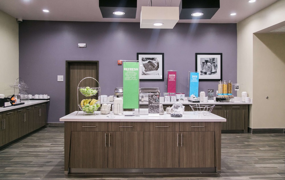 Hampton Inn & Suites Amarillo East 28/37