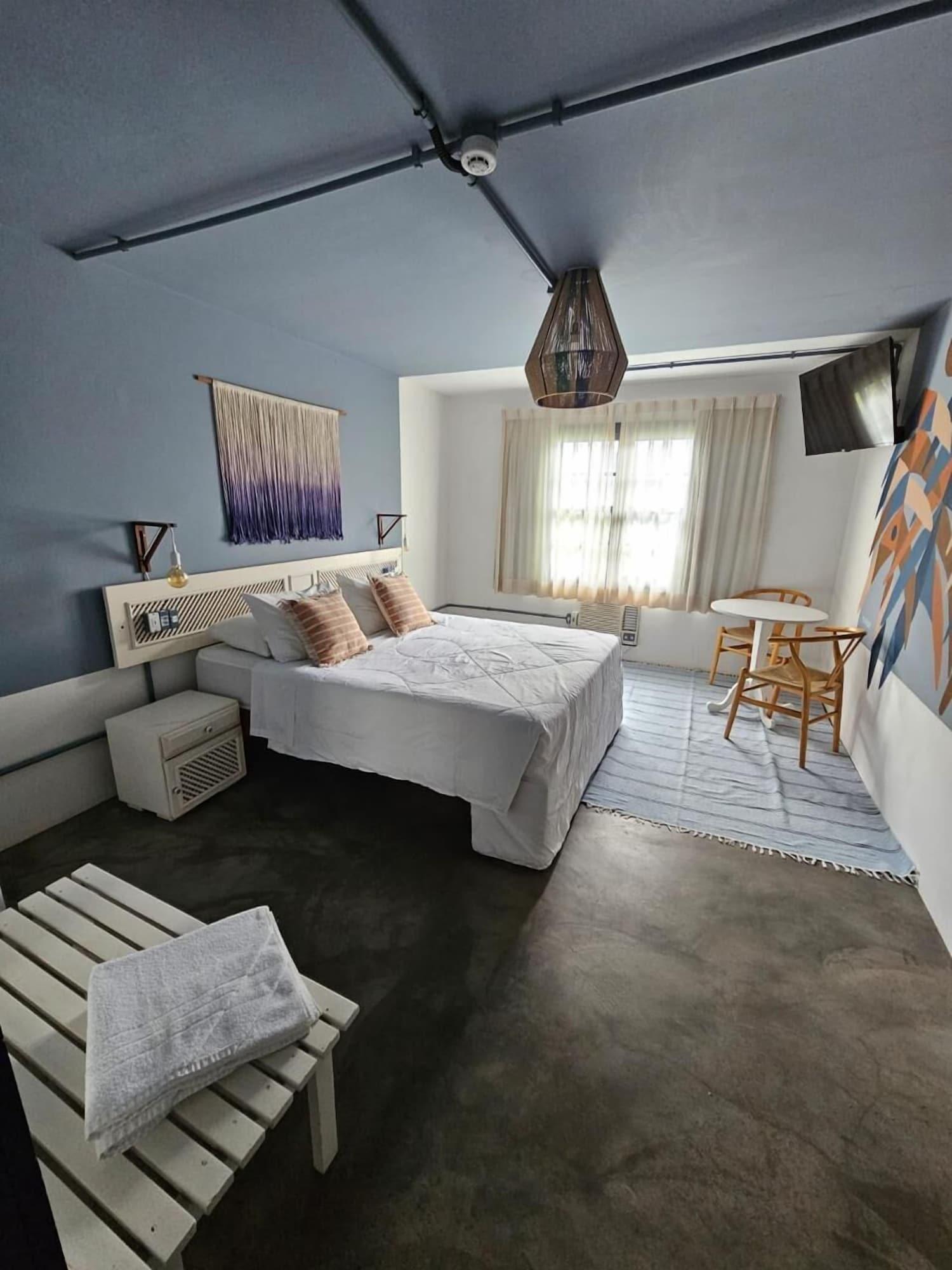 Apartment, No Balcony