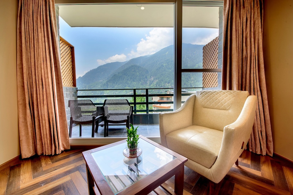 Naturevilas Sarovar Premiere Manali 52/65