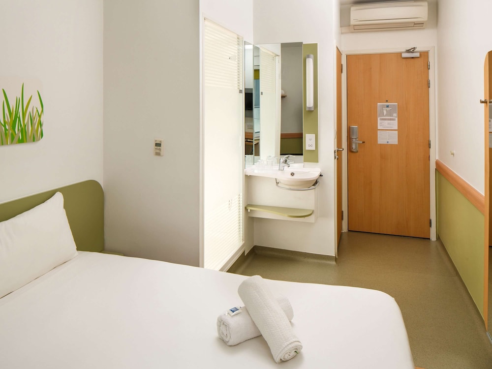 Ibis Budget Manchester Centre Pollard Street 15/66