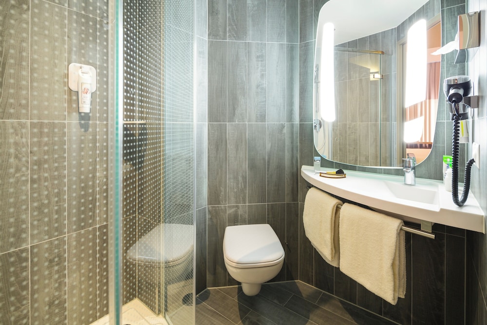 Ibis Baden Neuenhof 67/70