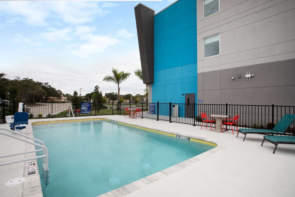 Tru By Hilton Bradenton I-75, FL