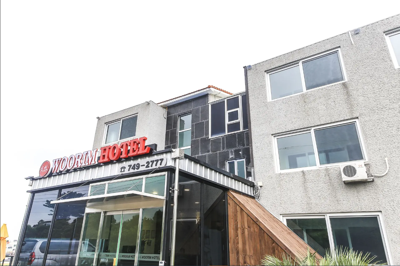 Woorim Hotel 3/47