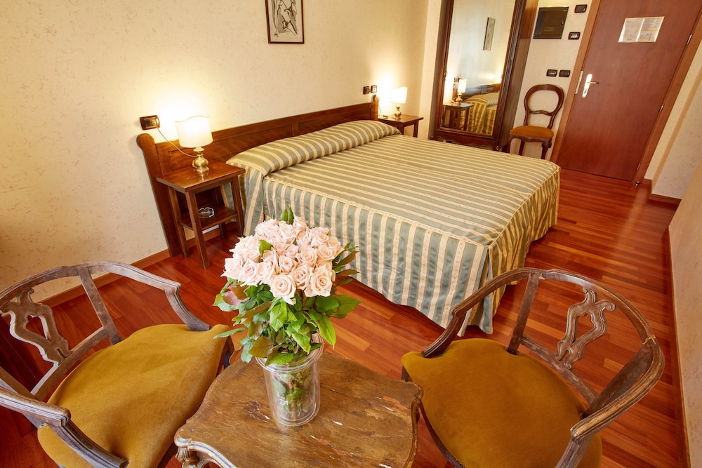 Hotel Liberty 53/70