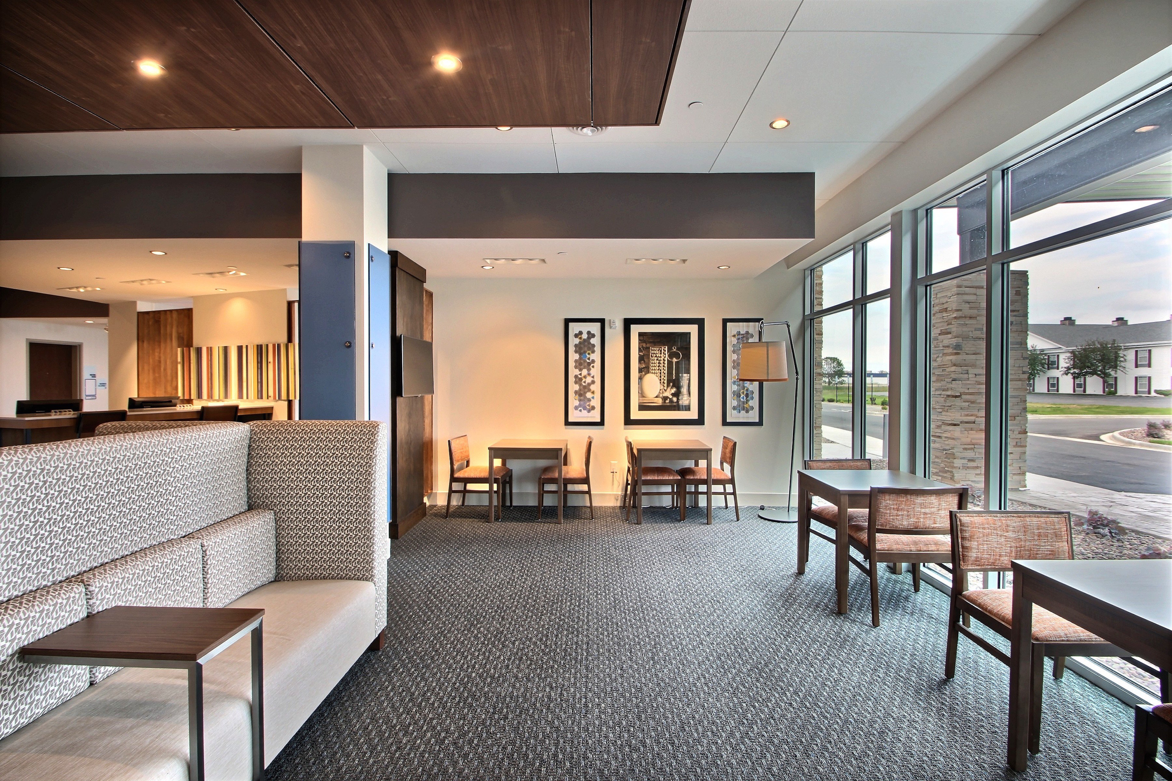 Holiday Inn Express & Suites FOND DU LAC 19/32