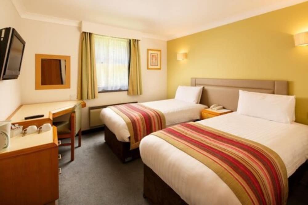 Standard, Twin Beds